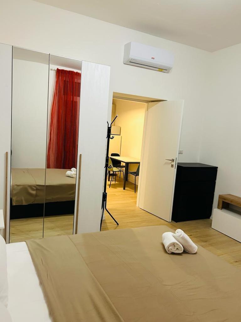 Easy Room Italy Rogoredo Milão Exterior foto